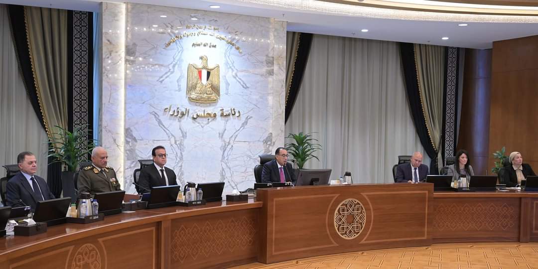 مدبولى : الدولة المصرية حريصة على بذل مختلف الجهود لتحفيز قطاع الصناعة بهدف