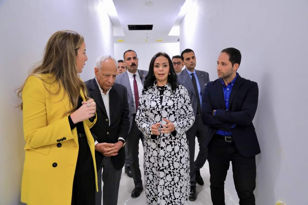 وزيرة التضامن  تتفقد أعمال إنشاء مركز مؤسسة مجدي يعقوب العالمي لأمراض وأبحاث القلب