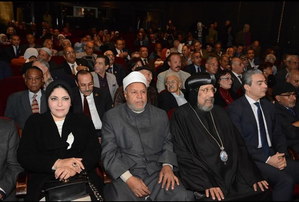 بيت العائلة المصرية يشارك في حفل توزيع جائزة طه حسين الدولية للفكر