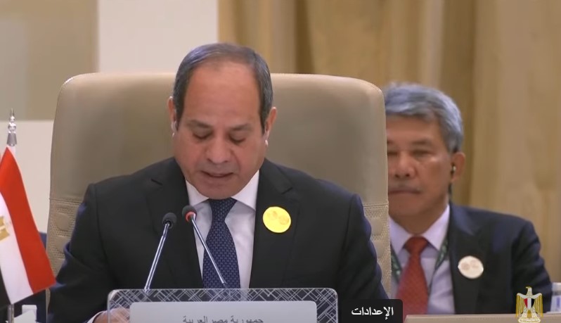 الرئيس : مصر تدعم صمود مؤسسات الدولة اللبنانية وفى مقدمتها الجيش