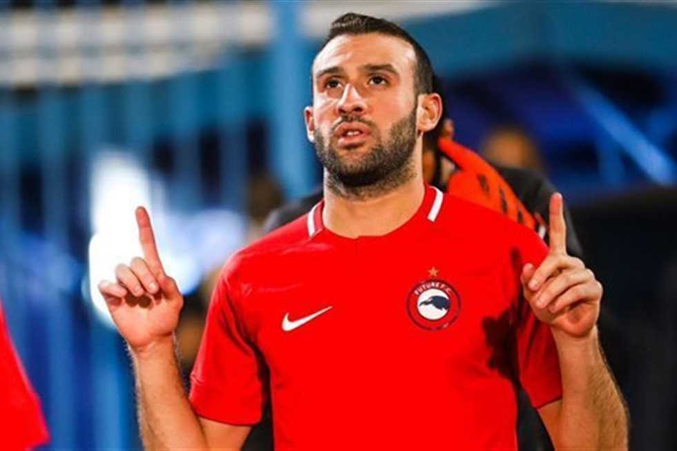 إصابة عمر كمال عبد الواحد بقطع فى شرايين اليد