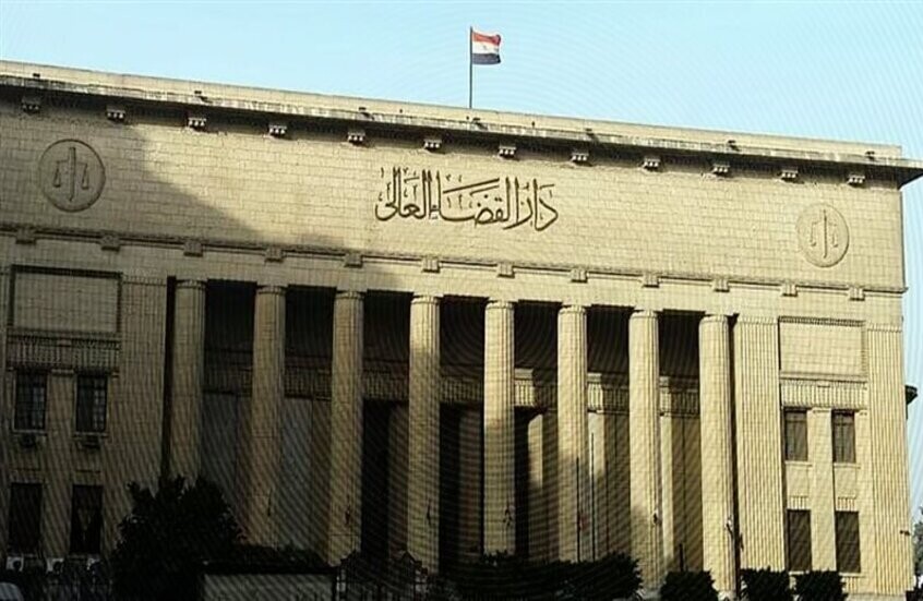 الحبس سنة لمدرسة إنجليزى أقامت علاقة مع تلميذ