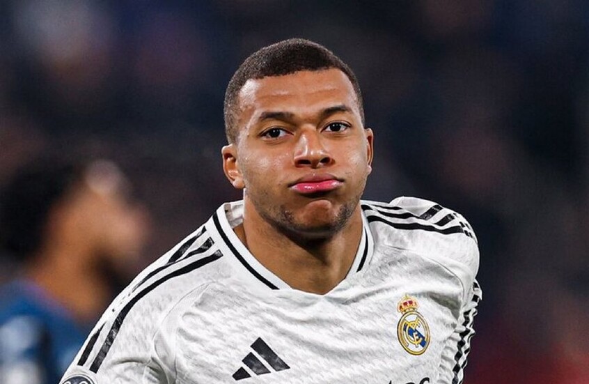 ريال مدريد يتقدم على باتشوكا المكسيكى بهدف فى الشوط الأول