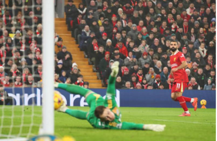 ليفربول يفوز على ليستر سيتى بثلاثية.. وصلاح يواصل الإبداع بالملاعب الإنجليزية