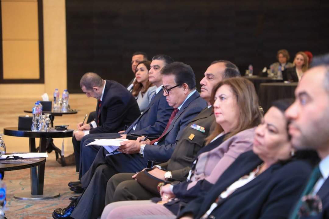 نائب رئيس الوزراء : الرئيس يولي اهتماماً كبيراً بصحة المواطنين