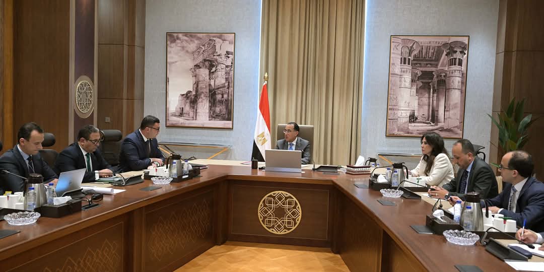 طرح عالمي لتخطيط المنطقة المحيطة بالأهرامات والمتحف الكبير وحتى مطار سفنكس شمالا ودهشور جنوبا