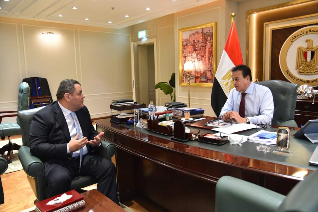 وزير الصحة يبحث فرص تصدير الدواء للفلبين