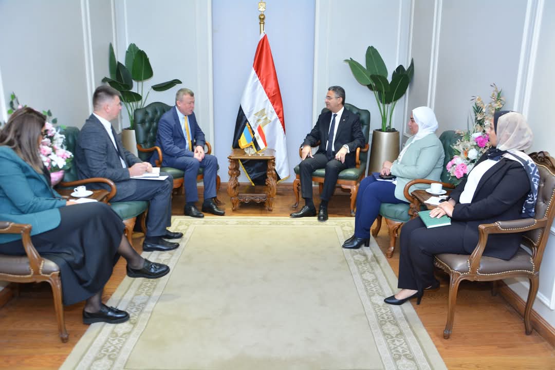 وزير التموين يبحث مع السفير الأوكرانى تعزيز التعاون فى  السلع الغذائية