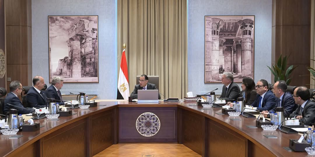 مدبولى يلتقى الرئيس التنفيذى لشركة "بريتش بتروليم" البريطانية