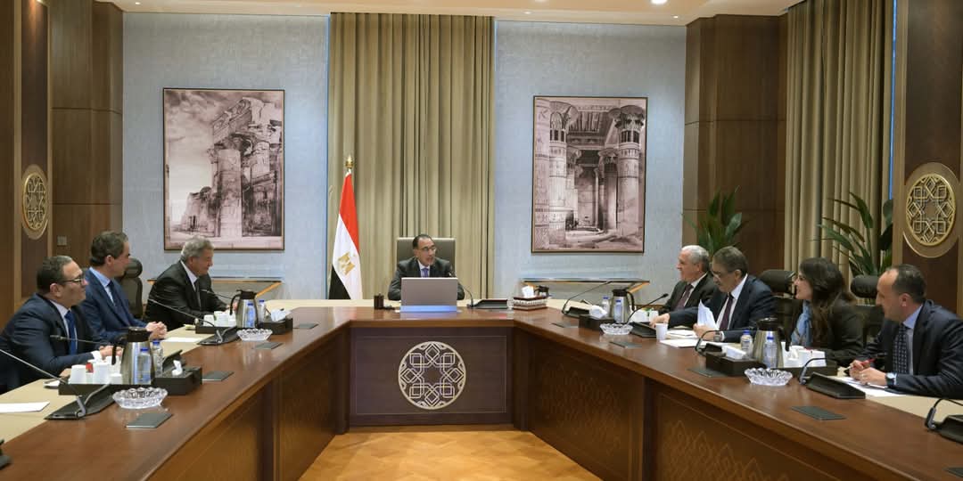رئيس الوزراء: دعم كامل من الحكومة للهيئات الإعلامية في رسالتها