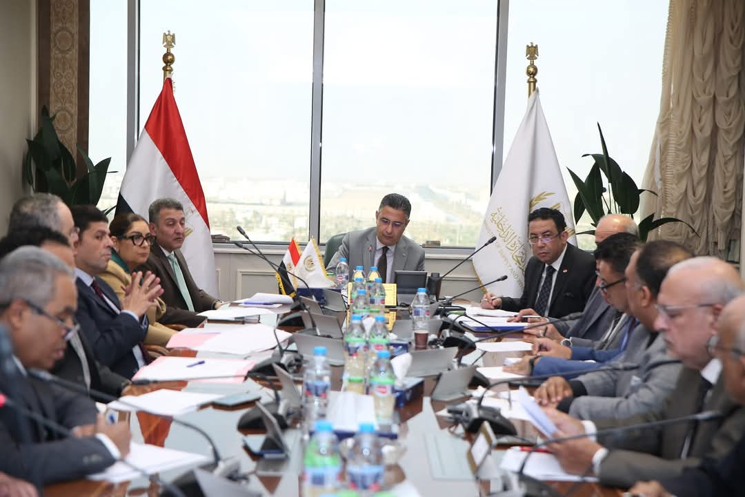 وزير التموين يترأس اجتماع اللجنة العليا للمطاحن