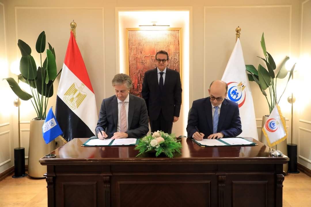 وزارة الصحة وبرنامج الأمم المتحدة الإنمائى يوقعان إتفاقية لتعزيز إدارة النفايات الطبية