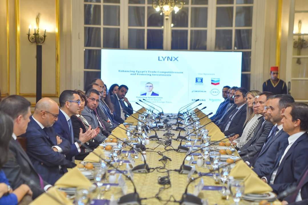 وزير الاستثمار: الدولة تدعم توطين وتعميق الصناعة المصرية