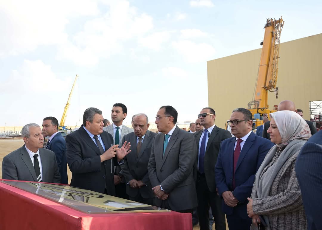الرئيس يتابع مشروع الربط الكهربائى مع السعودية أولا بأول   