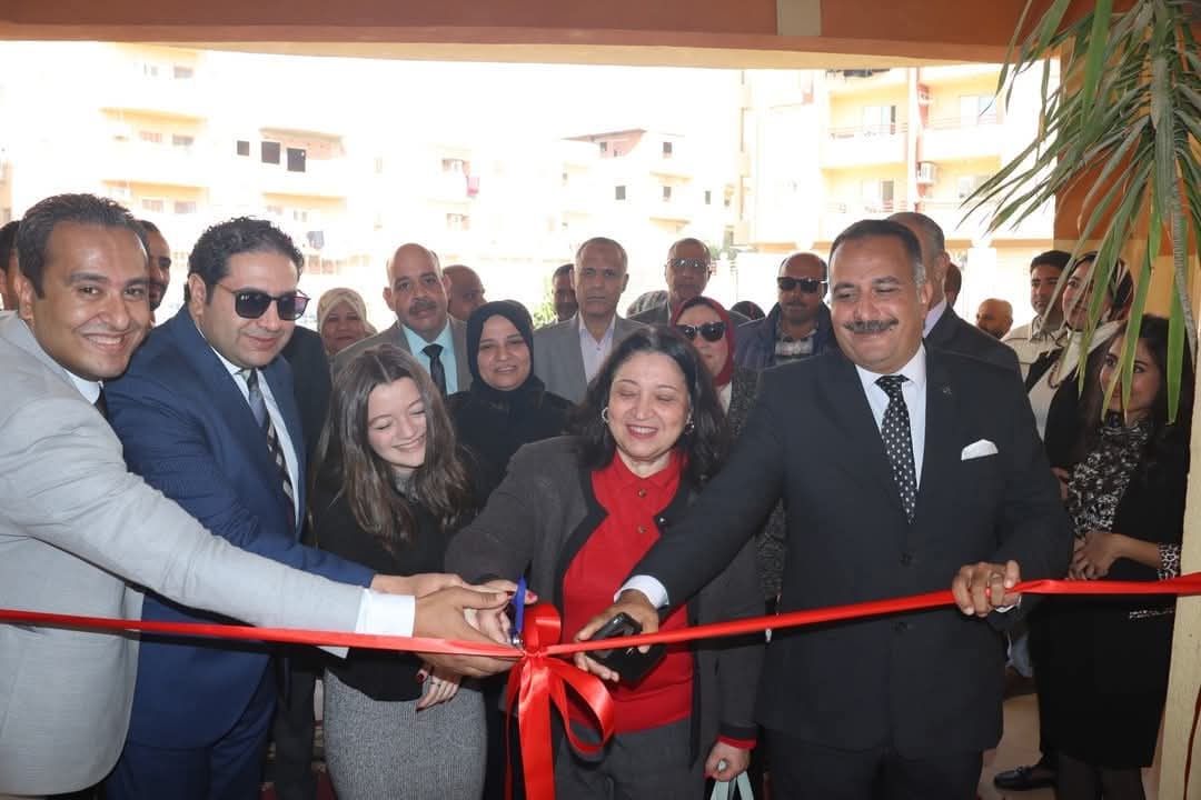 صاروفيم تفتتح حضانة "برودجى أكاديمى".. وتتفقد معهدى العلوم الصحية والتمريض التكنولوجيين