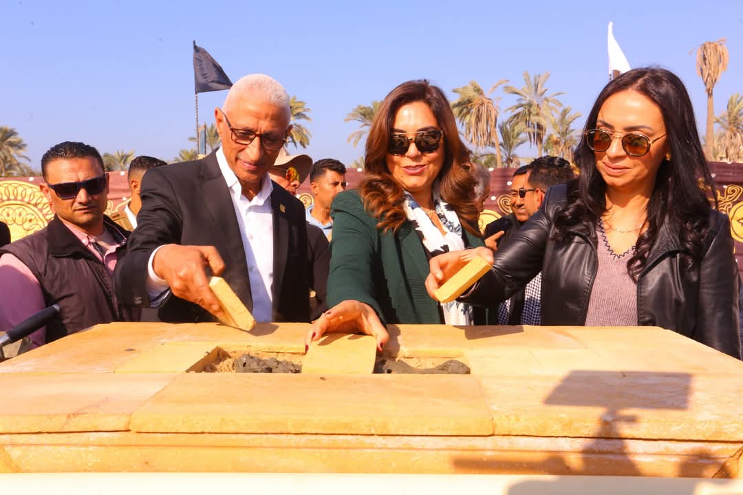وضع حجر أساس إنشاء سوق مركزى وأرض معارض بالعريش