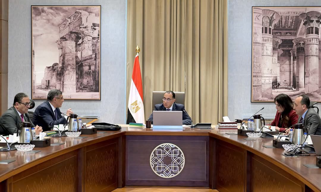 وزيرة التنمية المحلية : نسعى لإشراك القطاع الخاص فى إدارة وتشغيل مشروعات منظومة المخلفات - الخبر لايف