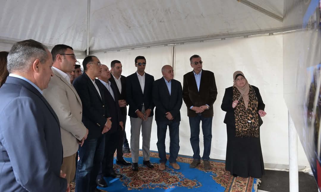 مدبولى يتفقد تطوير محور "ستالينجراد".. ويؤكد العمل على رفع كفاءة الطرق والمحاور بالمحافظات - الخبر لايف