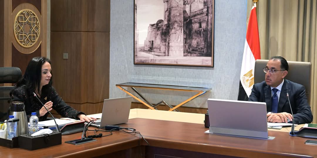 وزيرة التضامن تستعرض المنظومة المالية الإستراتيجية للتمكين الإقتصادى