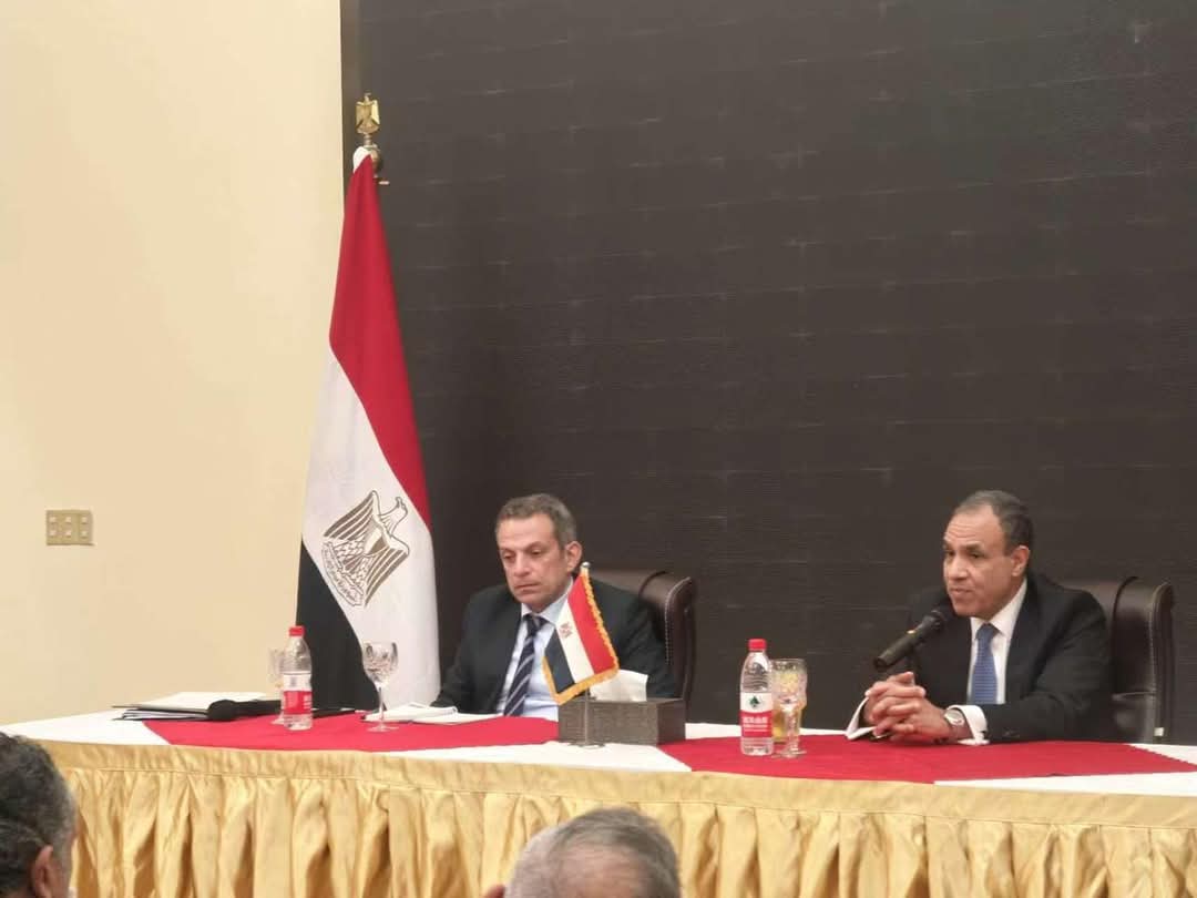 وزير الخارجية يلتقي برموز الجالية المصرية في الصين