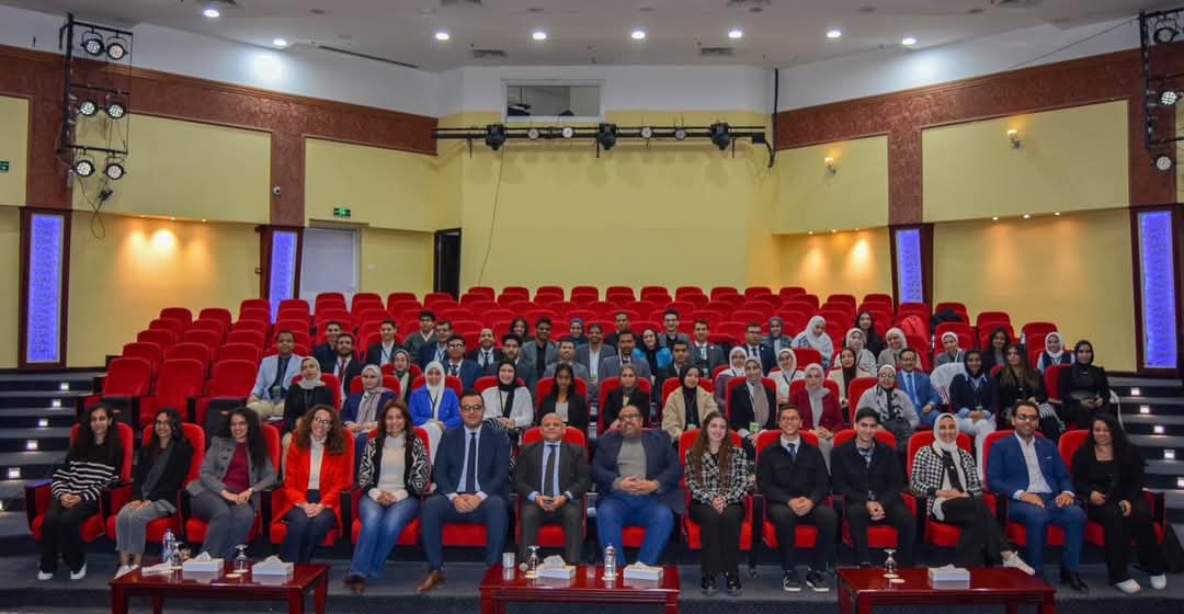 "الخارجية" تنظم برنامجاً تدريبياً لأعضاء اللجنة الوطنية للشباب والمناخ