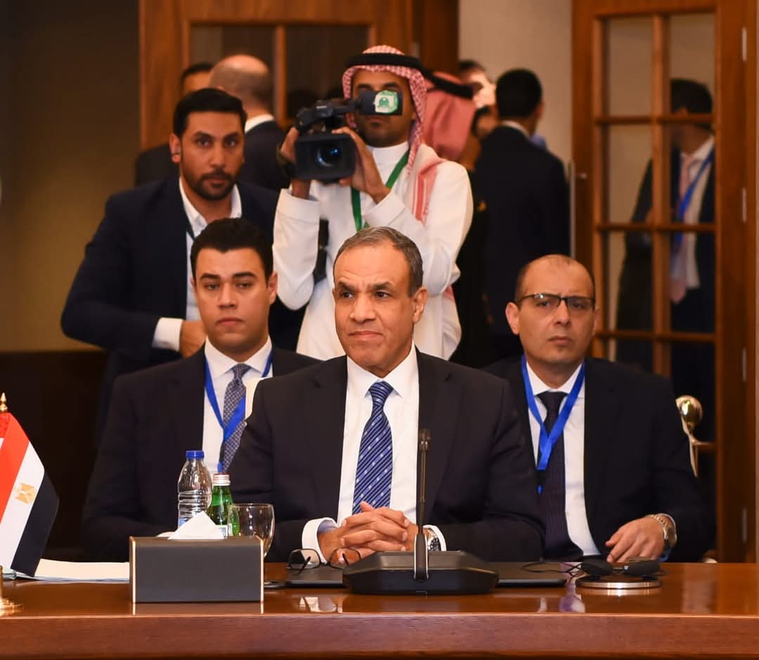 وزير الخارجية يعقد لقاءات جانبية على هامش اجتماعات لجنة الاتصال العربية بشأن سوريا بالعقبة