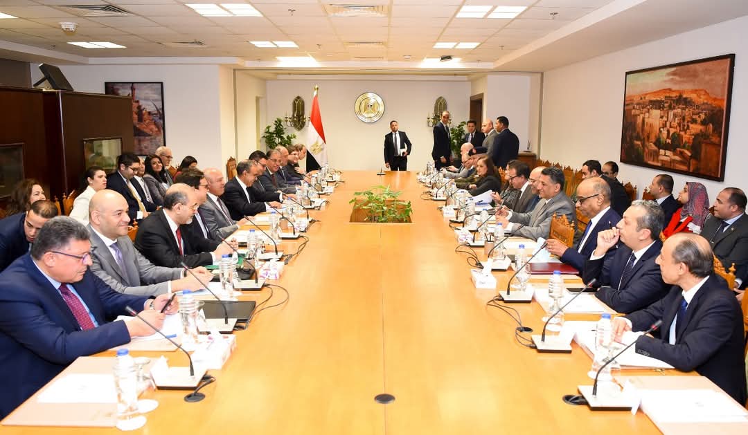 وزير الخارجية يترأس اجتماع اللجنة العُليا للهجرة