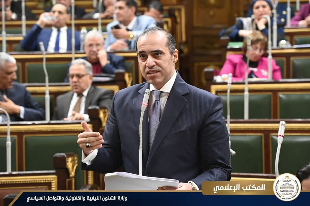 "فوزى": التحول من الدعم العينى إلى النقدى غير مطروح في مشروع قانون الضمان الإجتماعى