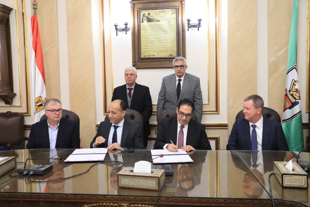 إتفاق لدعم منظومة المستشفيات الجامعية فى علاج الأورام