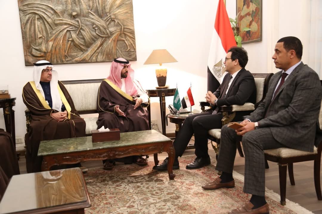 وزير الثقافة المصري يبحث مع نظيره السعودى آفاق التعاون المشترك
