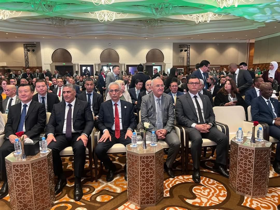 الشربينى يستعرض جهود تنفيذ المشروعات القومية بمؤتمر الإسكان العربى الثامن بالجزائر