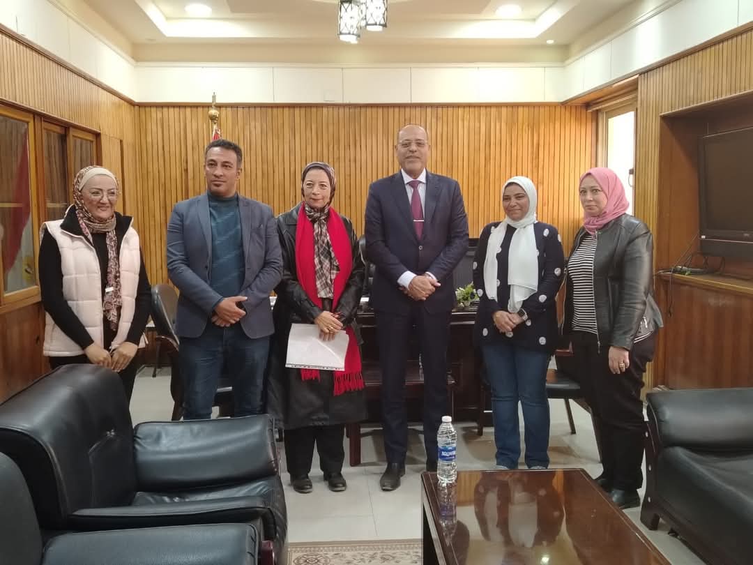 وزير العمل يوجه بسرعة تطوير وهيكلة المركز القومى لدراسات السلامة والصحة المهنية