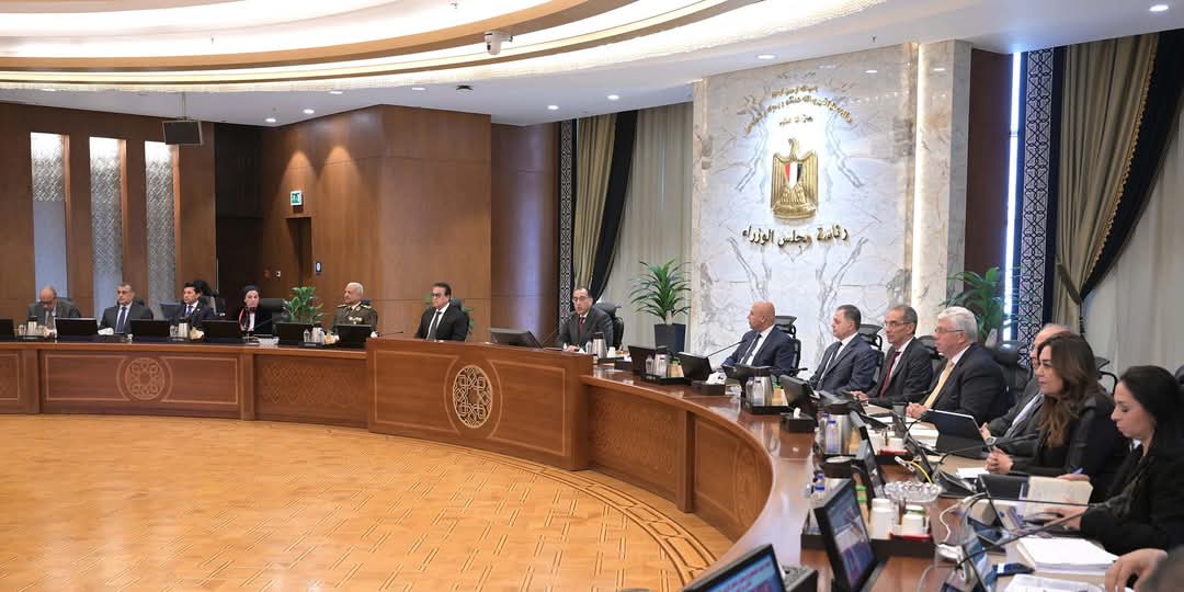 بدء الأعمال الهندسية بمشروع محطة "أبيدوس 2" للطاقة الشمسية.. بأسوان