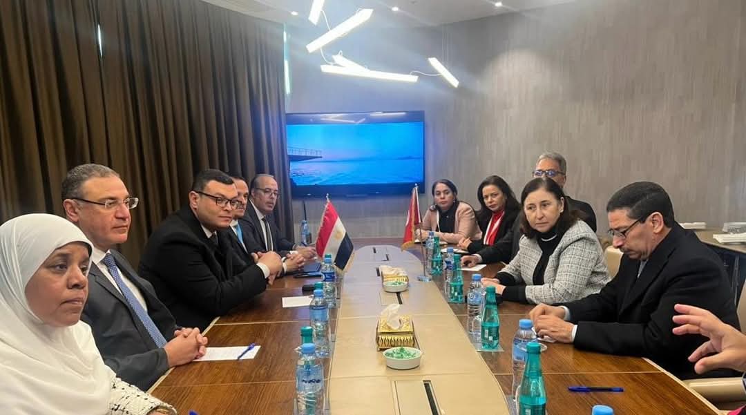 وزير الإسكان يلتقى نظيرته التونسية لبحث آليات تفعيل بروتوكول التعاون