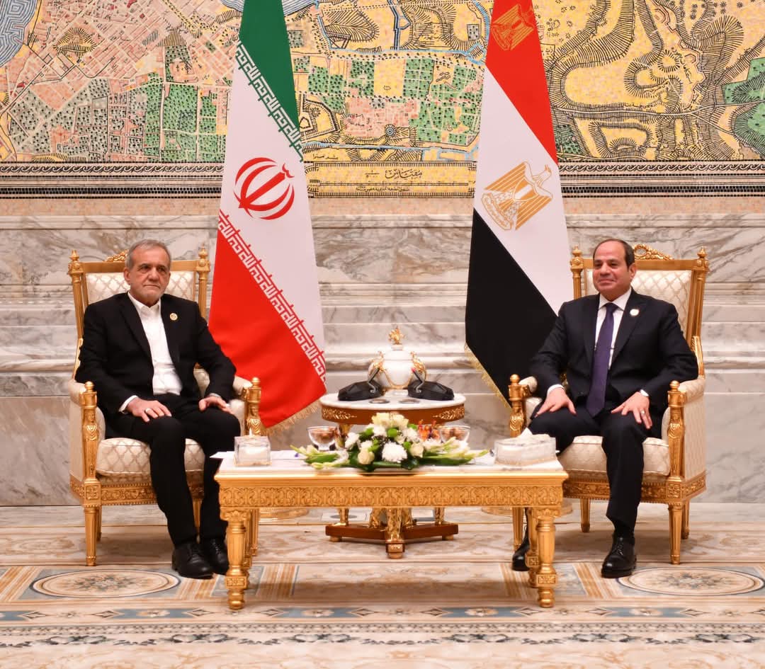 الرئيس الإيرانى يطالب بدعم حكومة مدنية فى سوريا تحترم الاختلاف الدينى والعرقى