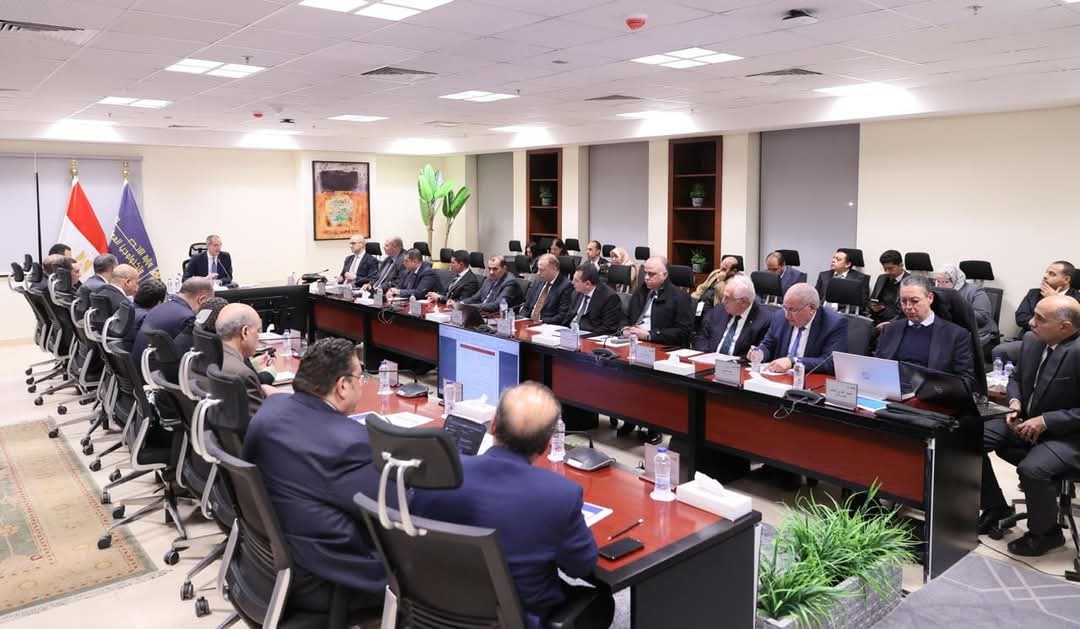 وزير الاتصالات يترأس اجتماع المجلس الأعلى للأمن السبرانى
