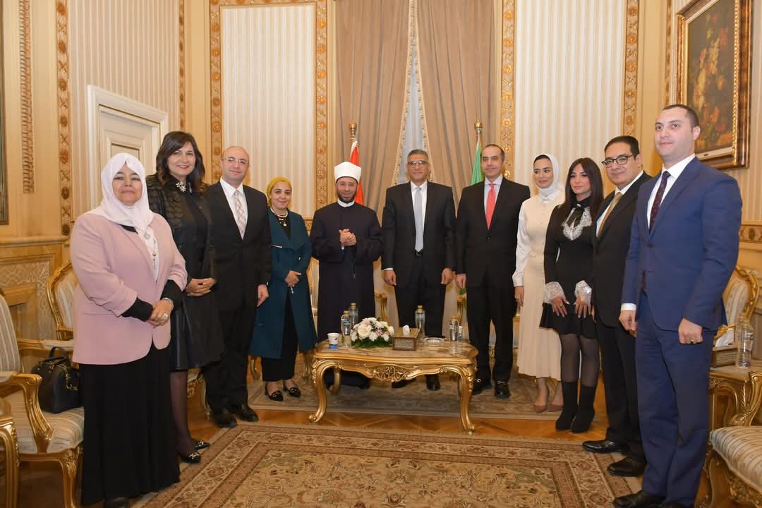 جامعة القاهرة تشارك مؤسسة "حياة كريمة" احتفالها باليوم الدولى للتضامن الإنسانى