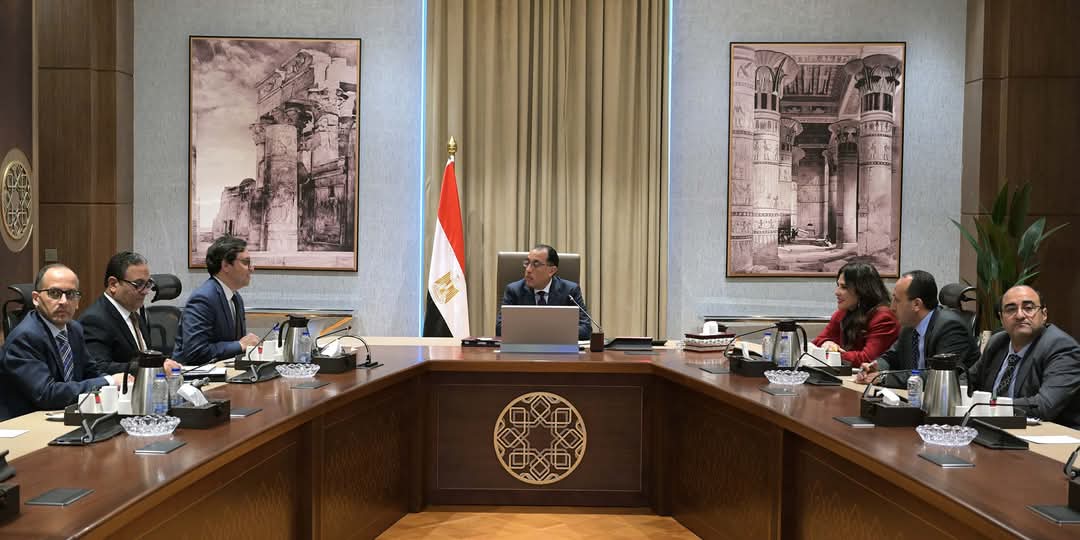 رئيس الوزراء يُتابع مع وزير الثقافة استراتيجية العمل وأهم الأنشطة والفعاليات
