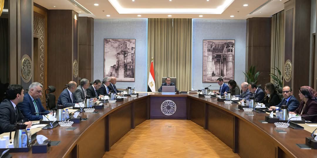 رئيس الوزراء يستعرض مقترح الهيكل التنظيمى لمنطقة "جرجوب" الاقتصادية