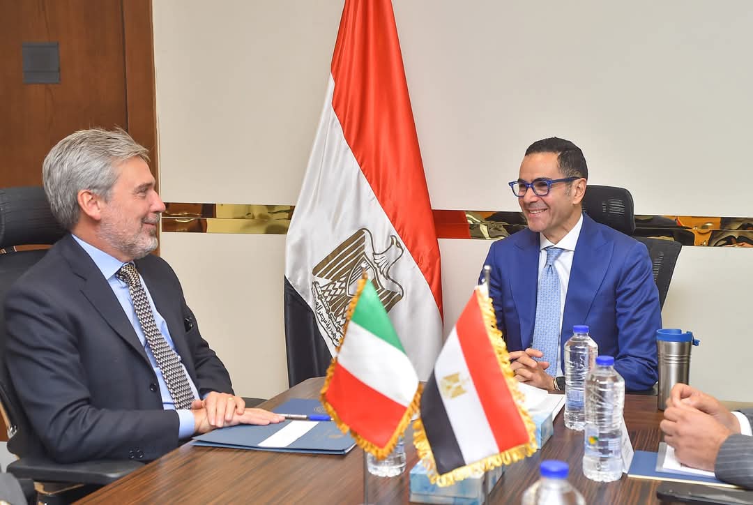 وزير الإستثمار يبحث مع السفير الإيطالى بالقاهرة  تعزيز العلاقات الاقتصادية 