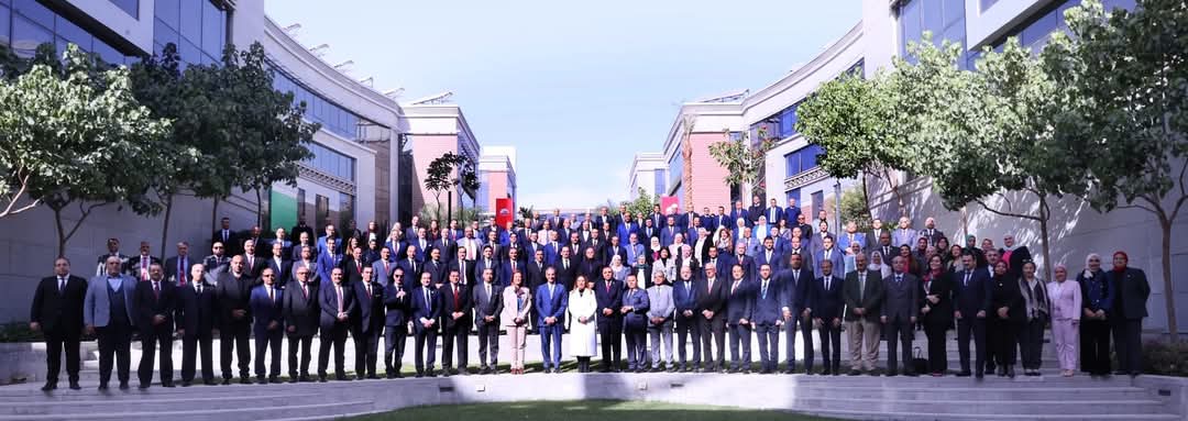 وزير الاتصالات يشهد حفل تخرج الدفعة الأولى من المبادرة الوطنية "قادة مصر الرقمية" 