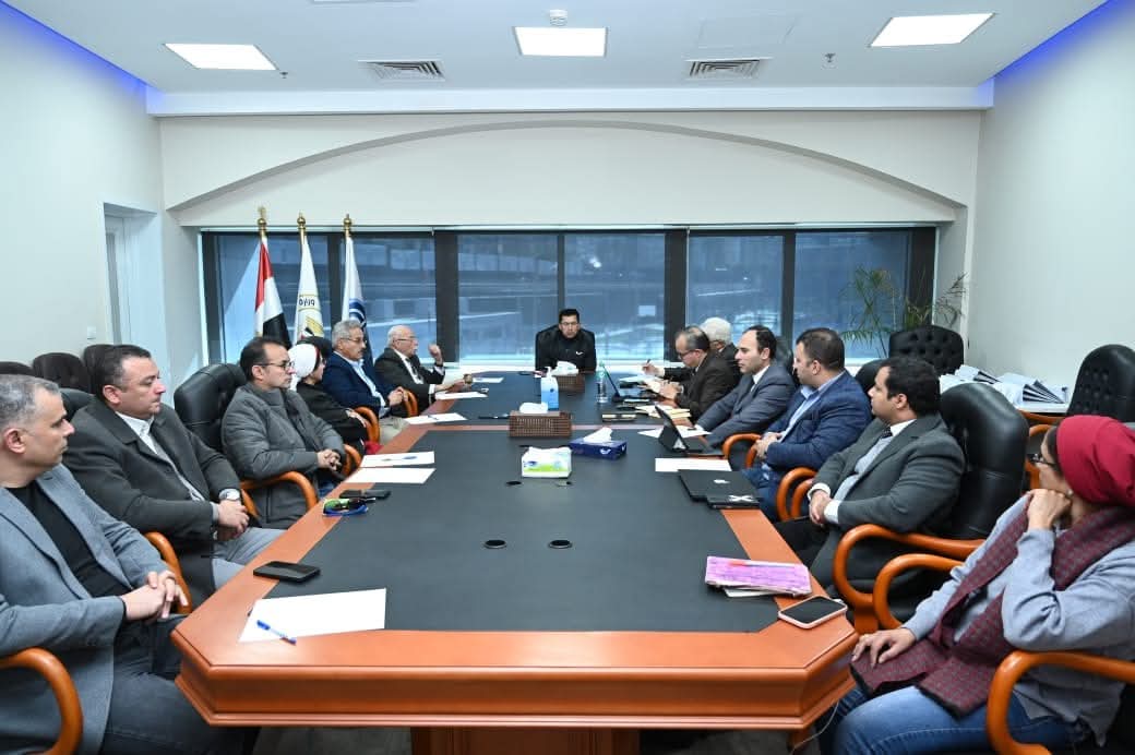 وزير الإسكان يتفقد مشروعات "إحياء حديقة الأزبكية" وتطوير مثلث ماسبيرو ..ومطار امبابة