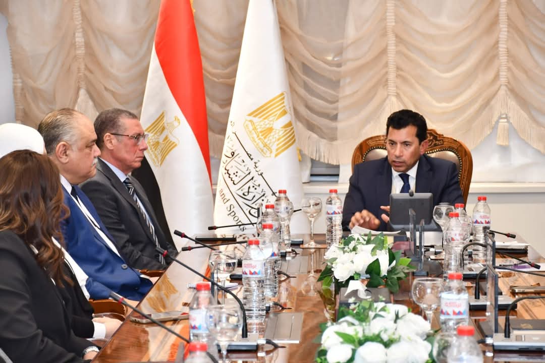 وزير الرياضة يلتقى مجلس إدارة الاتحاد المصرى للكرة الطائرة