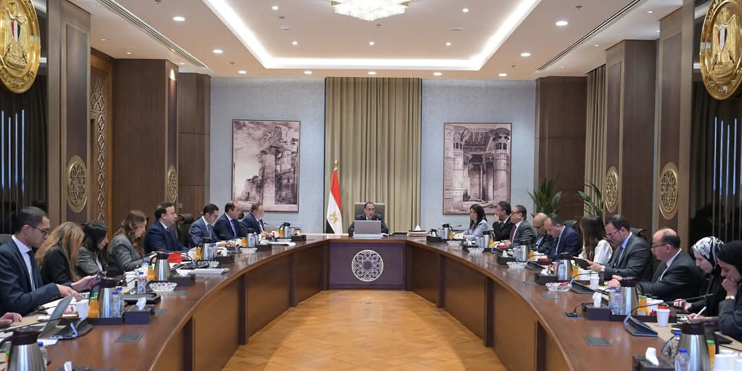 رئيس الوزراء يترأس اجتماع المجموعة الوزارية الإقتصادية