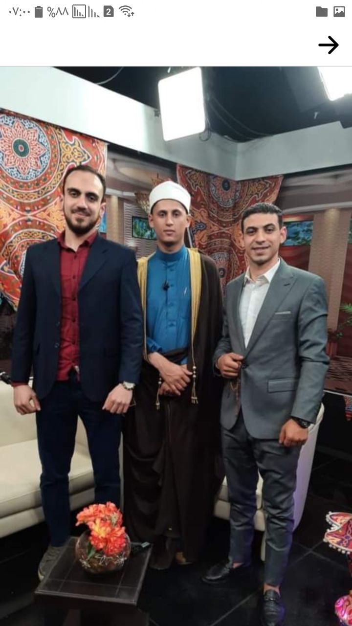 رئيس الوزراء يتفقد مصنع "مارفل كلوزنج" للملابس الجاهزة