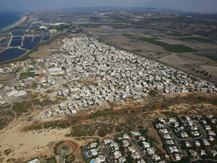 سلطات الاحتلال .. تستولي على مساحات جديدة من أراضي الفلسطينيين بالقدس