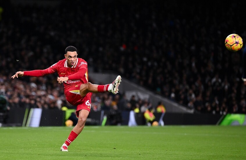 هل يرحل لاعب ليفربول إلى ريال مدريد ؟