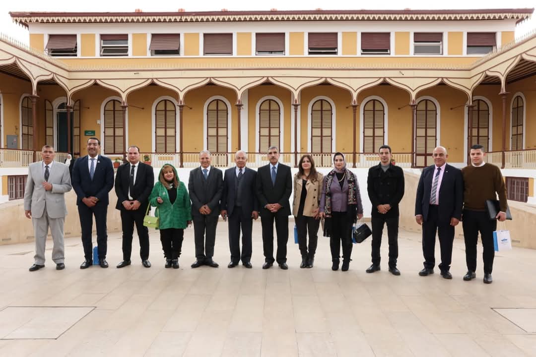 الفريق أسامة ربيع يستقبل لجنتى الدفاع والأمن القومى بمجلسى النواب والشيوخ