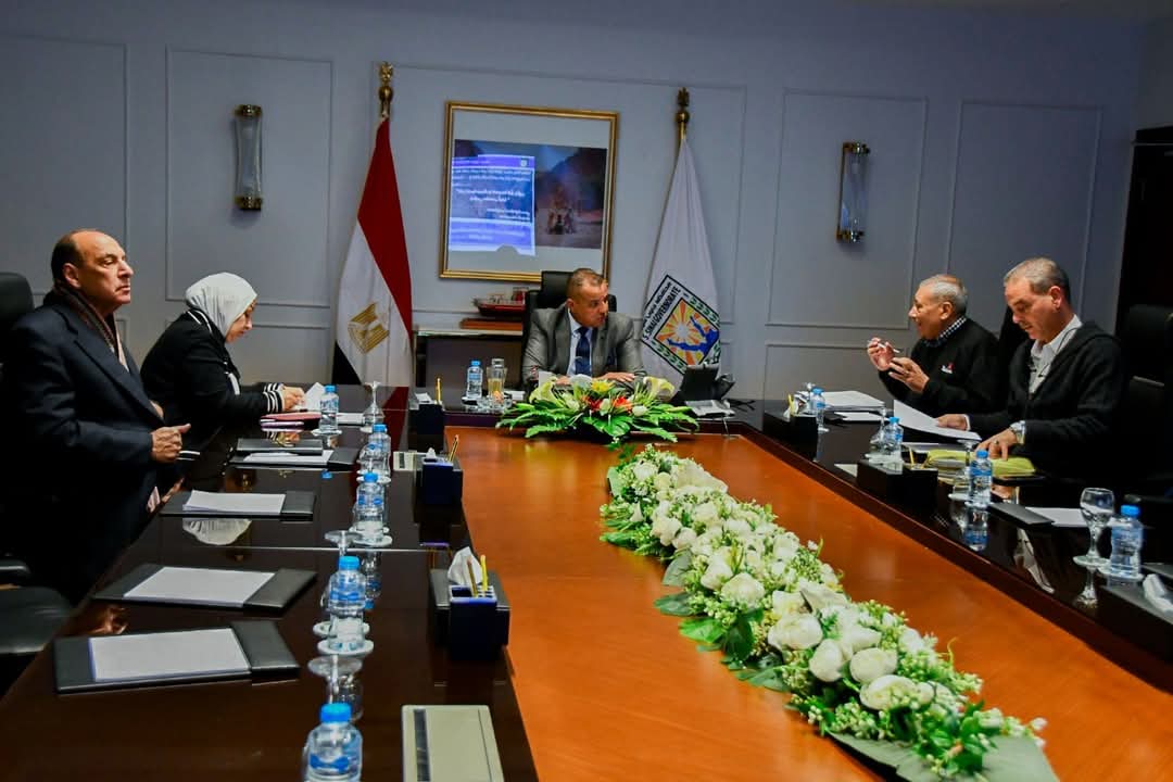 محافظ جنوب سيناء: "المهرجان العربى للتراث والهجن" يحظى بإقبال كبير من السياح