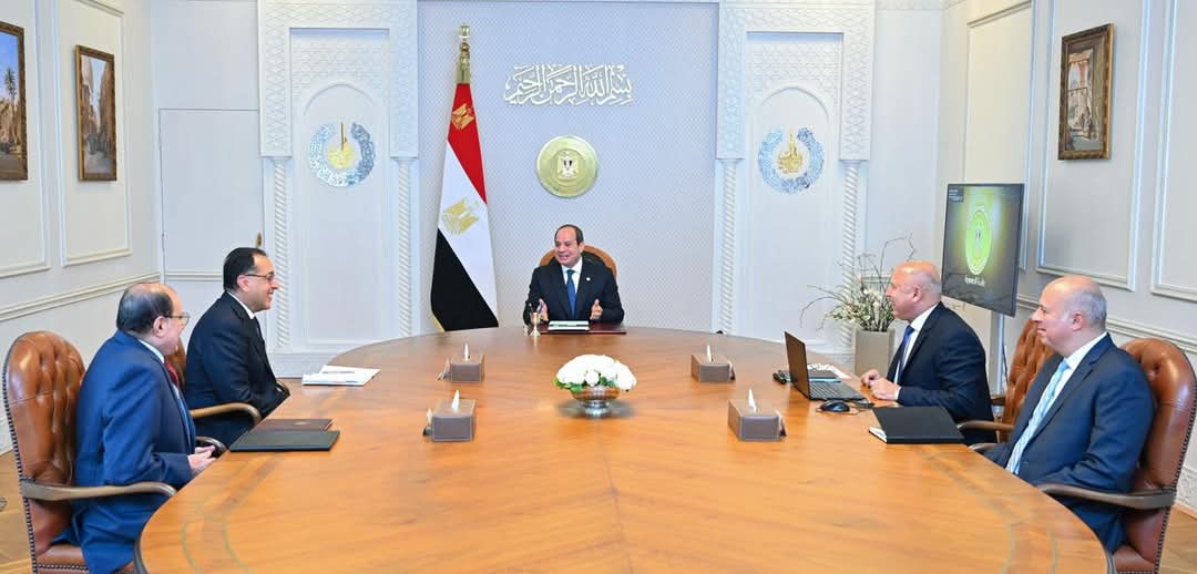 الرئيس يوجه بمواصلة جهود تنفيذ مشروعات إنشاء المحاور اللوجستية التنموية المتكاملة